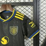 Manchester United 2025-26 Third Kids Kit - Image 5