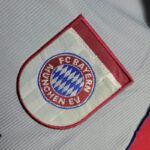 Bayern Munich 1998-99 Away Retro Jersey - Image 5