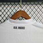Real Madrid 2010-11 Home Retro Long Sleeve Jersey - Image 5