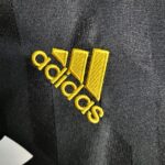 Real Madrid 2011-12 Away Retro Long Sleeve Jersey - Image 5