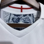 England 2005-06 Home Retro Jersey - Image 5