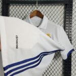Real Madrid 2016-17 Home Retro Jersey - Image 5