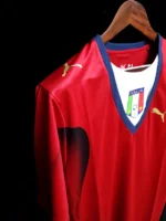 Italy 2006-07 Red Goalkeeper Retro Jersey - Image 5
