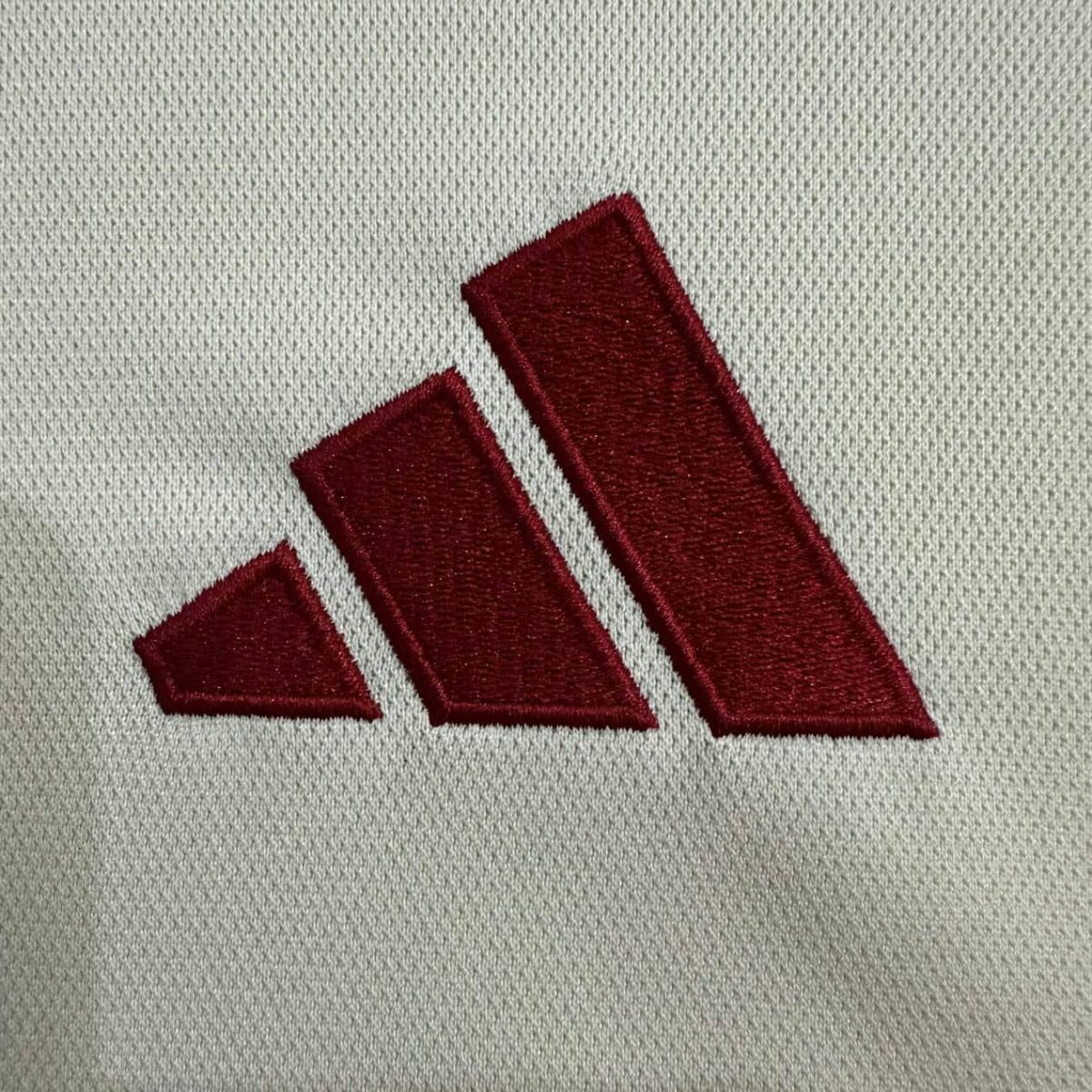 Liverpool 2025-26 Away Jersey Fan Version - Image 6