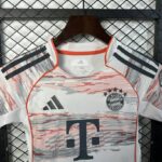 Bayern Munich 2025-26 Away Kids Kit - Image 6