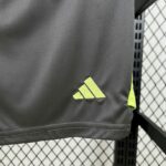 Bayern Munich 2025-26 Black Goalkeeper Kids Kit - Image 6