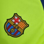 Barcelona 2005-06 Away Retro Jersey - Image 6