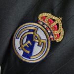 Real Madrid 2006-07 Second Away Retro Jersey - Image 6