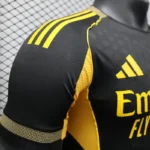Real Madrid 2025-26 Black Yellow Panel Special Edition Jersey Player Version - Image 7