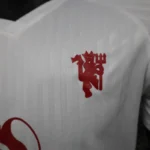 Manchester United 2025-26 White Red Crest Co-Branded Jersey Player Version - Image 7