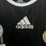 Real Madrid 2006-07 Away Kids Kit - Image 7