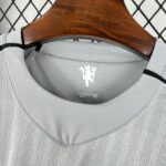 Manchester United 2007-08 Grey Goalkeeper Retro Jersey - Image 7
