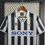 Juventus 1995-97 Home Retro Jersey - Image 7