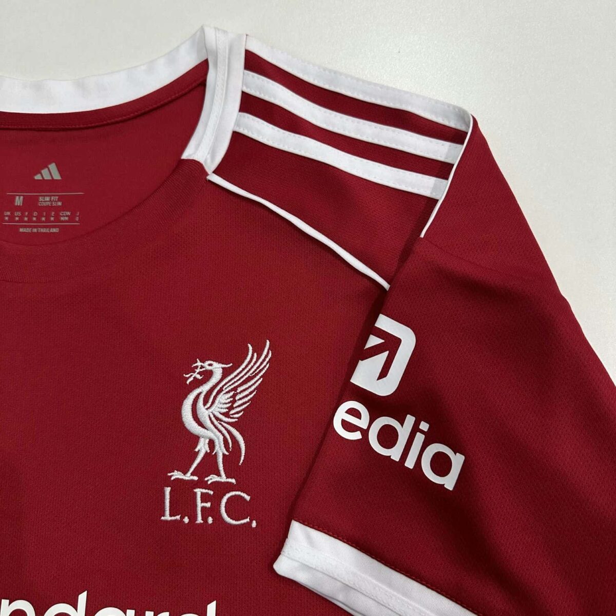 Liverpool 2025-26 Home Jersey Fan Version - Image 8