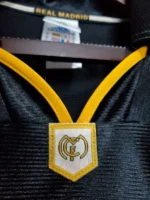Real Madrid 1998-99 Away Retro Jersey - Image 8