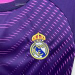 Real Madrid 2025-26 Purple Goalkeeper Kids Kit - Image 8