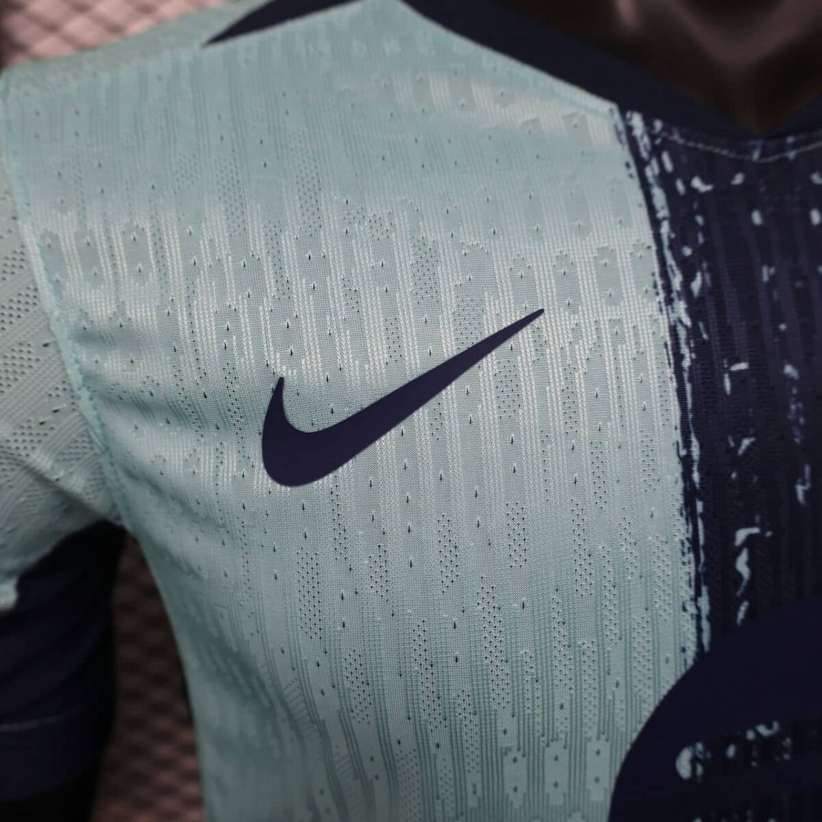 Barcelona 2025-26 Aqua Blue Stripe Special Edition Jersey Player Version - Image 8