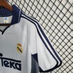 Real Madrid 2000-01 Home Retro Jersey - Image 9