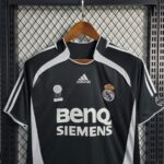 Real Madrid 2006-07 Second Away Retro Jersey - Image 9