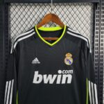 Real Madrid 2010-11 Away Retro Long Sleeve Jersey - Image 9