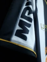 Atletico Mineiro 2013-14 Home Retro Jersey - Image 9