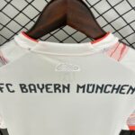 Bayern Munich 2025-26 Third Jersey Fan Version - Image 9