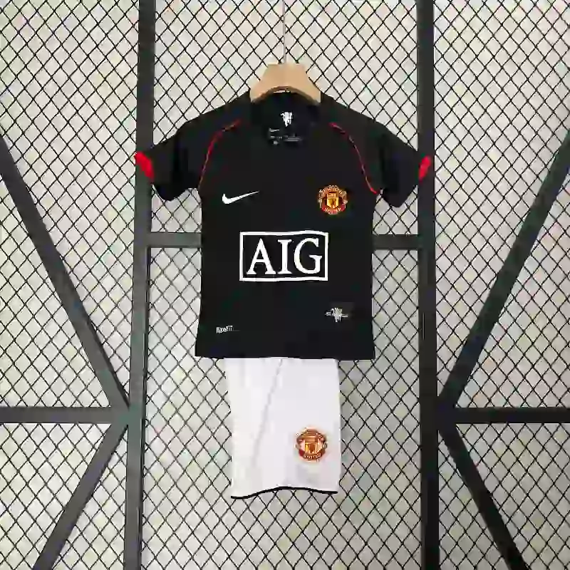 01-586.webp Manchester United 2007-08 Second Away Retro Kids Kit - Image 1