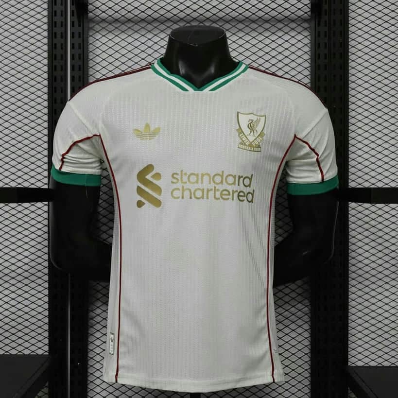 01-5916.jpg Liverpool 2026-27 Off-White Special Edition Jersey Player Version - Image 1