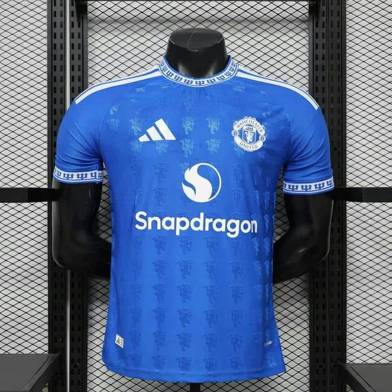 01-5919.jpg Manchester United 2026-27 Blue Monogram Special Edition Jersey Player Version - Image 1