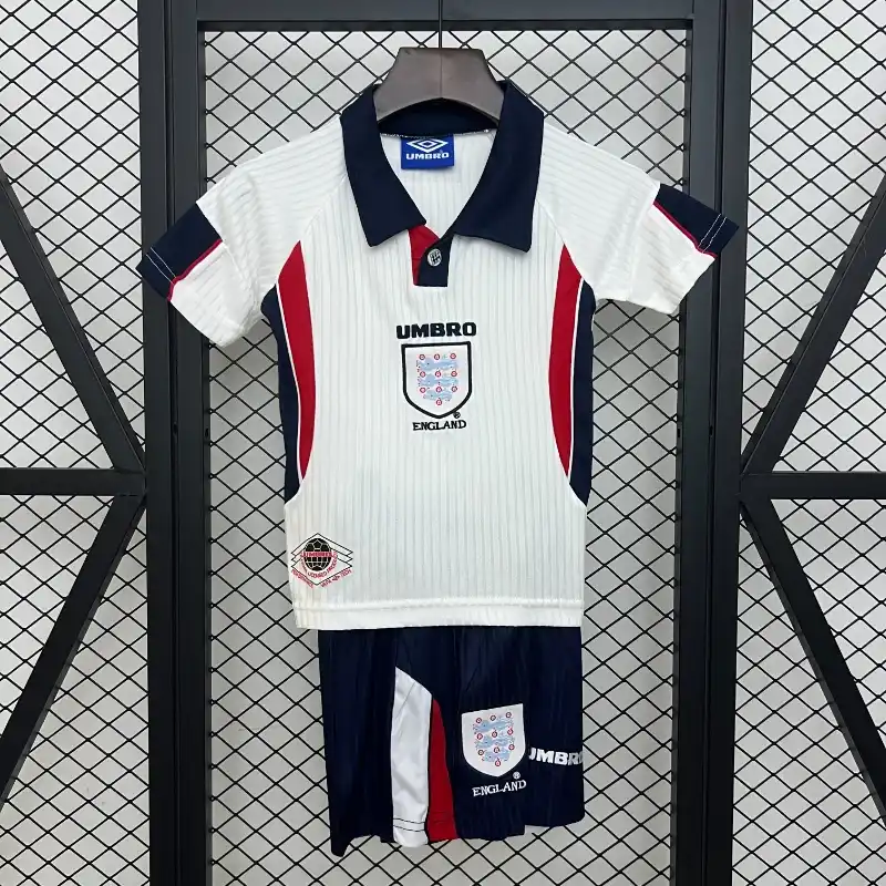 01-592.webp England 1998 FIFA World Cup Home Retro Kids Kit - Image 1