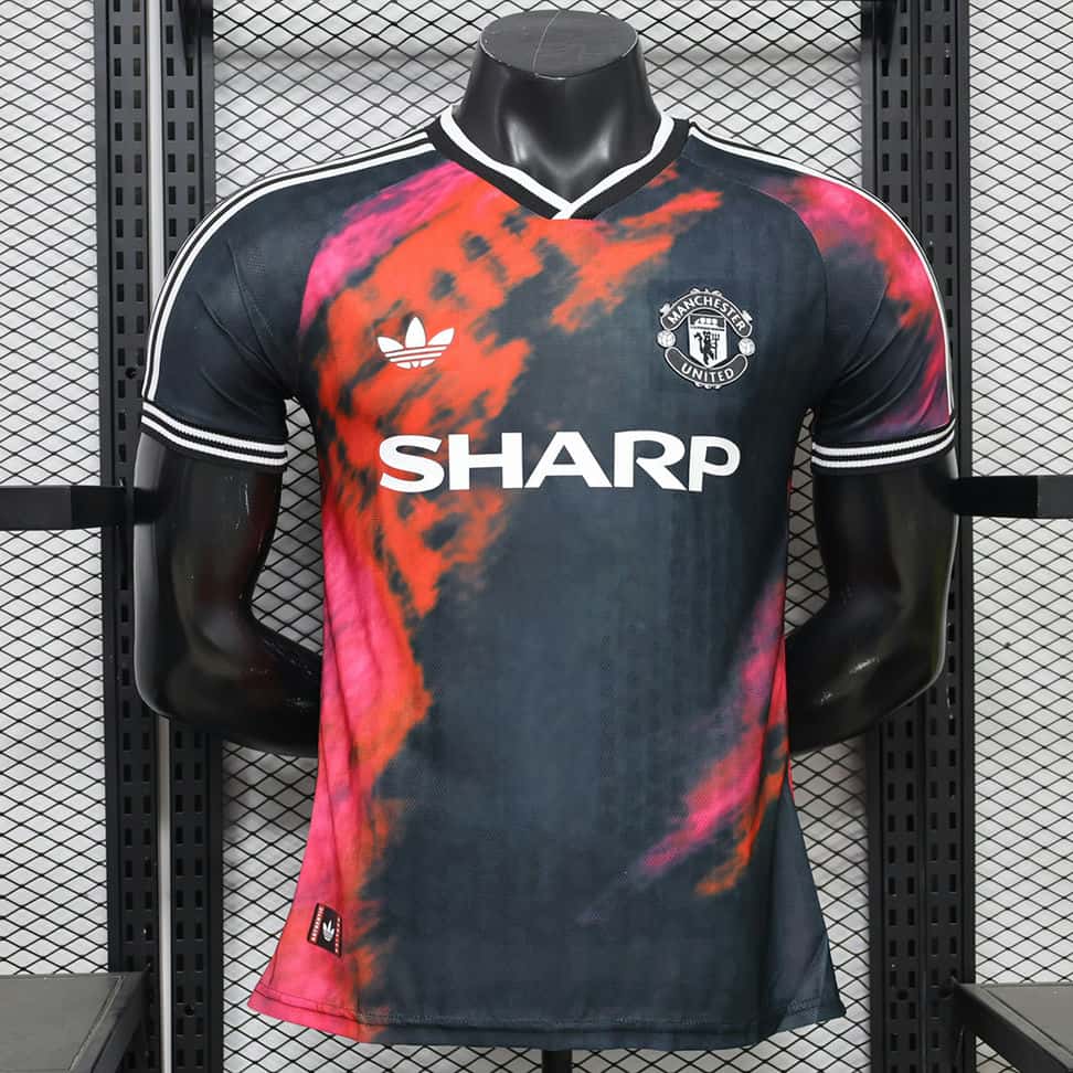 01-5924.jpg Manchester United 2026-27 Vibrant Red-Black Special Edition Jersey Player Version - Image 1