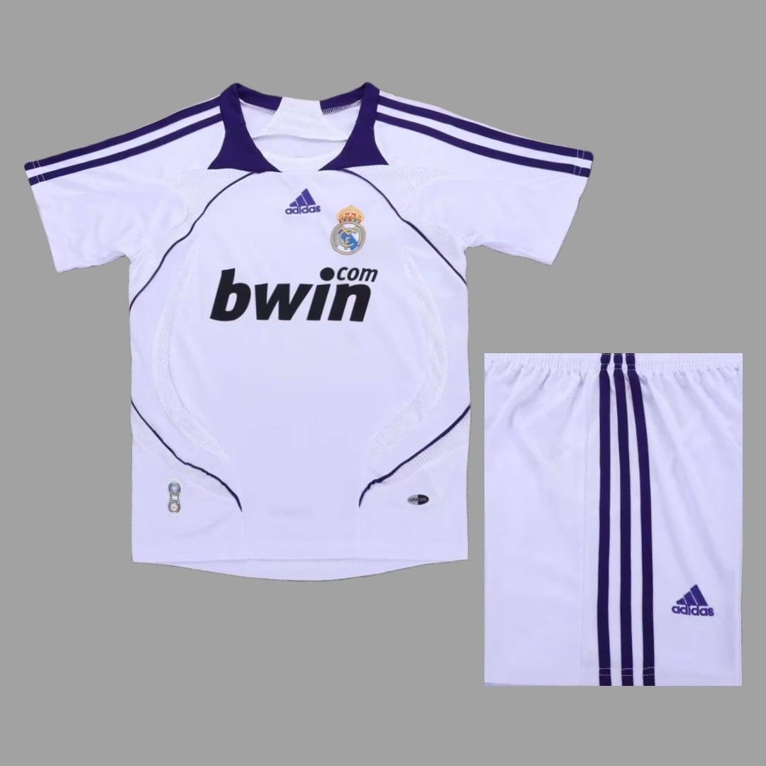 01-7082.jpg Real Madrid 2007-08 Home Retro Kids Kit - Image 1