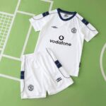 Manchester United 2000-01 Away Retro Kids Kit