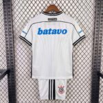 Corinthians 1999-00 Home Retro Kids Kit - Image 2