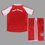 Bayern Munich 2003-04 Home Retro Kids Kit - Image 2