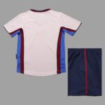 Barcelona 1998-01 Away Retro Kids Kit - Image 2