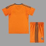 Real Madrid 2013-14 Second Away Retro Kids Kit - Image 2