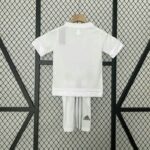 Real Madrid 2015-16 Home Retro Kids Kit - Image 2
