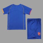Arsenal 2004-05 Away Retro Kids Kit - Image 2