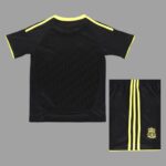 Liverpool 2010-11 Second Away Retro Kids Kit - Image 2