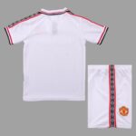Manchester United 1998-99 White Retro Kids Kit - Image 2