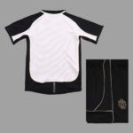 Manchester United 2001-02 Second Away Retro Kids Kit - Image 2