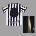Newcastle United 1997-99 Home Retro Kids Kit - Image 2