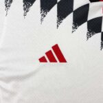 Manchester United 2026-27 White 1994-Inspired Geometric Special Edition Jersey - Image 3