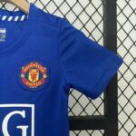 Manchester United 2008-09 Second Away Retro Kids Kit - Image 3