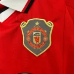 Manchester United 1999-00 Home Retro Kids Kit - Image 3