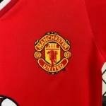 Manchester United 2000-01 Home Retro Kids Kit - Image 3