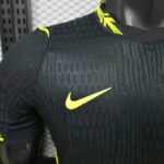 Chelsea 2026-27 Black-Gold Logo Special Jersey Player Version - Image 4