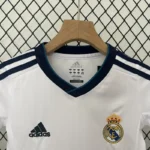 Real Madrid 2012-13 Home Retro Kids Kit - Image 4