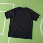 Manchester United 2003-04 Away Retro Kids Kit - Image 4